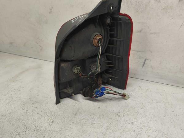 FEU ARRIERE GAUCHE MAZDA - Vue 2